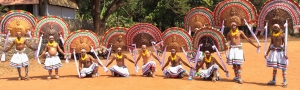 Pure-Kerala-Tours-banner-dancers